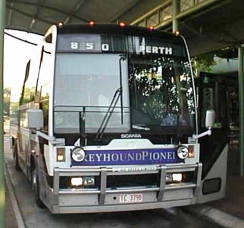 Greyhound-Pioneer Scania K113TR Austral Denning Majestic 532